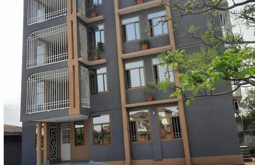 Ngaliema Appartement | Vrbo Property