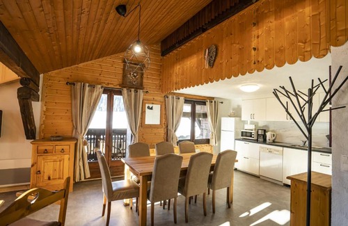 Chatel Appartement | Appartement 3 pièces, 7 pers, centre village, 50 m remontées, balcon, parking, Wi-Fi - FR-1-676-68