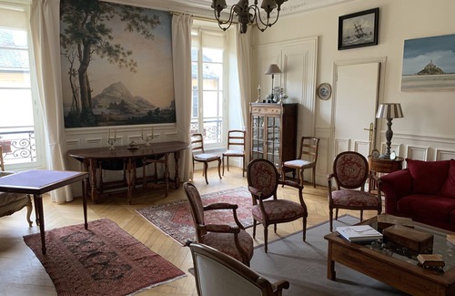 Saint-Louis Appartement | Appartement 3 pièces , parking, près château et gares pour Paris