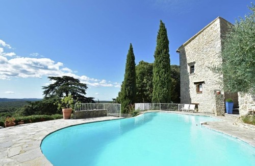 Viols-le-Fort Appartement | Appartement 4 chambres dans un château du 16ème siècle