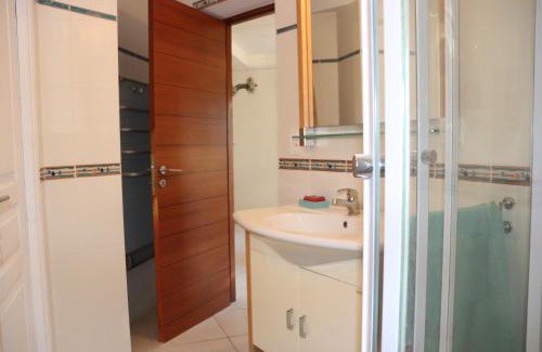 Vailhauques Appartement | Appartement 50 m2 avec parking gratuit sur place