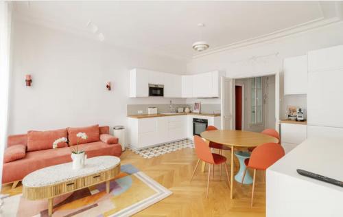 Quartier de la Porte-Saint-Denis Appartement | Appartement 50 m² lumineux et refait à neuf