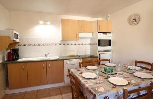 Les Gets Appartement | Appartement 6 personnes avec balcon, cœur du vieux village, proche remontées mécaniques et commerces - FR-1-623-332