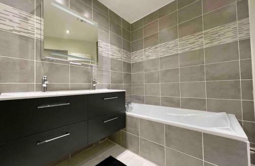 Saint-Jean-Baptiste Appartement | Appartement 9 personnes/2 Parkings privés