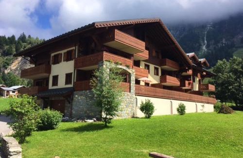 Pralognan-la-Vanoise Appartement | Appartement accueillant à Pralognan-la-Vanoise avec balcon et vue