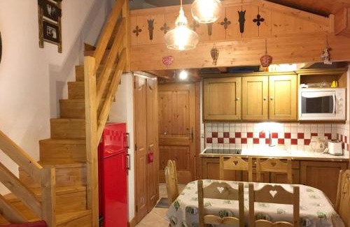 Pralognan-la-Vanoise Appartement | Appartement accueillant à Pralognan-la-Vanoise avec balcon et vue