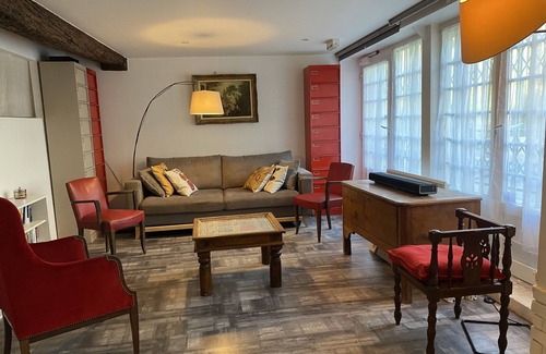 Saint-Maurice Appartement | Appartement Atypique / Ancien bar à 100 Mètres du Bois de Vincennes