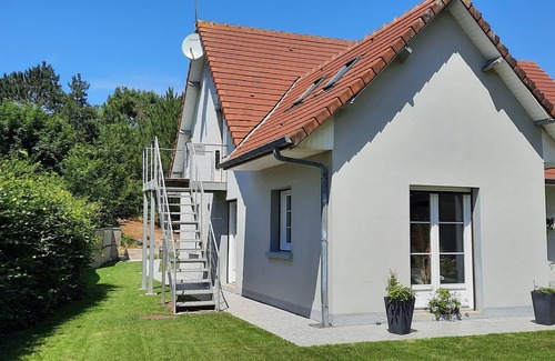 Cucq Maison | Appartement au 1 étage d'une maison individuelle dans un quartier calme.