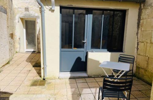 Saint-Jean-d'Angely Appartement | Appartement avec cour privée