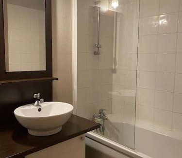 Arreau Appartement | Appartement avec cabine