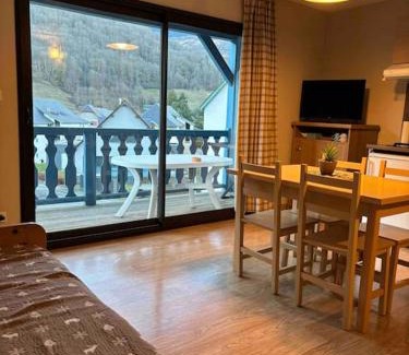 Arreau Appartement | Appartement avec cabine