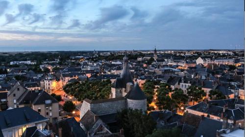 Vierzon Appartement | Appartement avec Parking Gratuit et Wifi