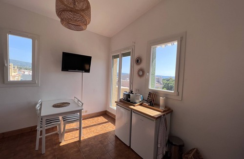 Cavaliere Appartement | Appartement calme et lumineux - plages, port et commerces à pied