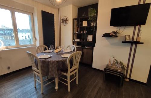 Charleville-Mezieres Appartement | Appartement cosy centre-ville wifi parking