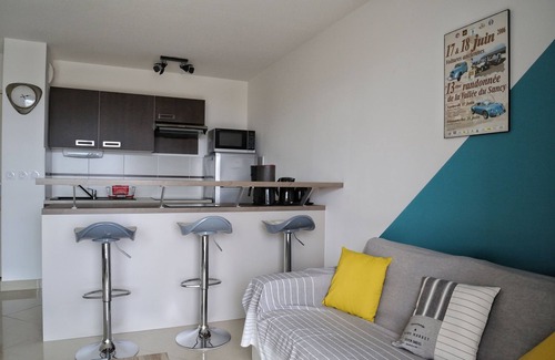 Saint-Pierre-la-Mer Appartement | Appartement calme avec terrasse proche de la plage avec parking sécurisé