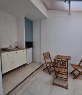 Les Halles - Valliere Appartement | Appartement calme centre ville à 80m des Halles