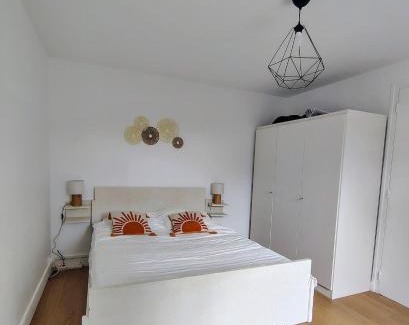 Saint-Ambreuil Appartement | Appartement calme avec jardin