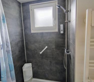 Saint-Ambreuil Appartement | Appartement calme avec jardin