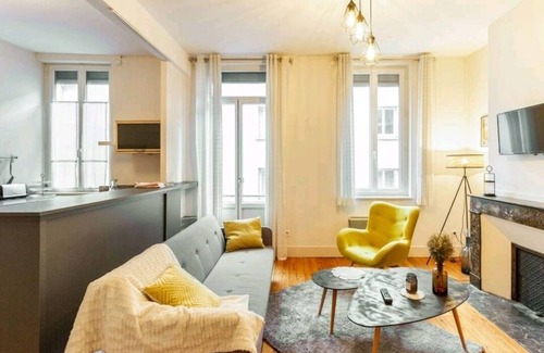 Saint - Aubin - Dupuy Appartement | Appartement centre ville - place Dupuy