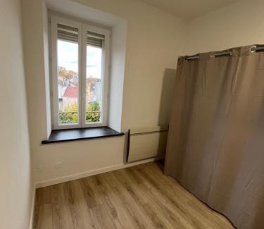 Lure Appartement | Appartement centre-ville de Lure droit