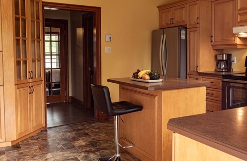 Mont-Carmel Copropriété | Appartement chaleureux face au Lac St-Pierre près de Kamouraska