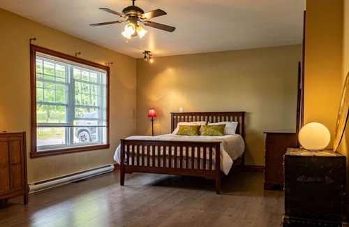 Mont-Carmel Copropriété | Appartement chaleureux face au Lac St-Pierre près de Kamouraska