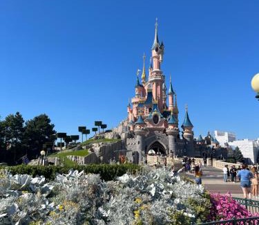 Chessy Appartement | Appartement chaleureux à côté de Disneyland-Paris et Val d Europe