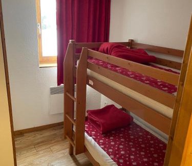 Chamrousse Appartement | Appartement Chamrousse, 4 personnes - Village du Bachat