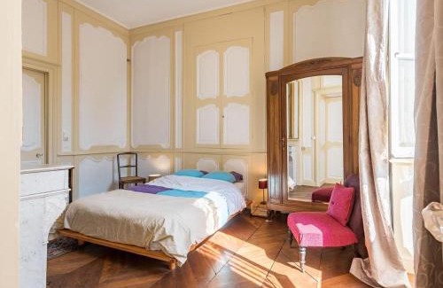 Vesoul Maison | Appartement charmant au cœur de Vesoul avec parking privé - FR-1-583-509