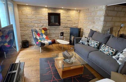 Gares Appartement | APPARTEMENT CHIC PROCHE COMEDIE