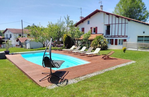 Ahetze Appartement | Appartement Classé 3 Étoiles Dans Ancienne Ferme Basque