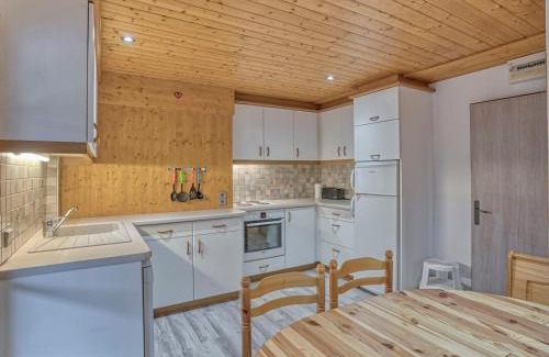 Megeve Appartement | Appartement Confort 2 Pièces avec Balcons, à 300m du Centre de Megève et Télécabine - FR-1-453-92