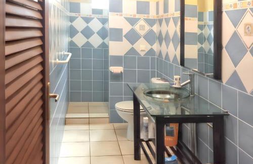 Cafeiere Appartement | Appartement confortable à Deshaies avec vue sur la mer - 55 m²