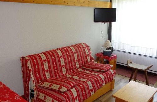 Les Gets Appartement | Appartement Confortable 2 Pièces + Cabine, 5 Pers. - Centre Les Gets, Parking Inclus - FR-1-802-60
