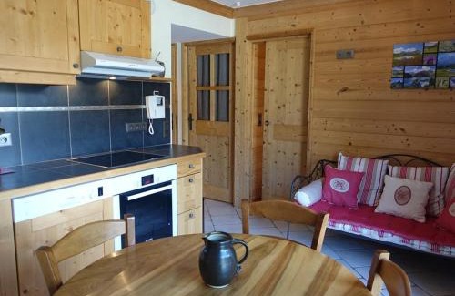 Beaufort Appartement | Appartement cosy 2 chambres à Arêches, cuisine équipée et terrasse - FR-1-342-203