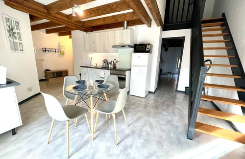 Vesoul Appartement | Appartement cosy et idéal en plein centre ville