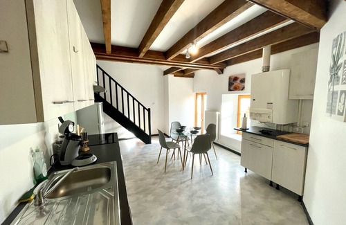 Vesoul Appartement | Appartement cosy et idéal en plein centre ville