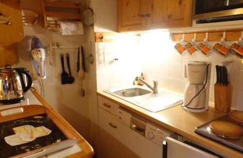 Areches Appartement | Appartement cosy pour 4-5 personnes, centre village, proche pistes, ascenseur, bien équipé - FR-1-342-163