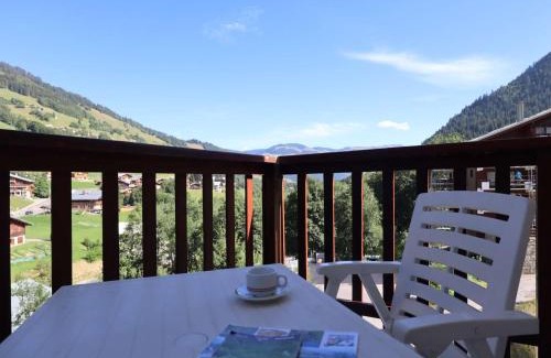 Areches Appartement | Appartement cosy 4 pers, centre-village, ski/rando à pied, piscine, commerces à proximité - FR-1-342-182