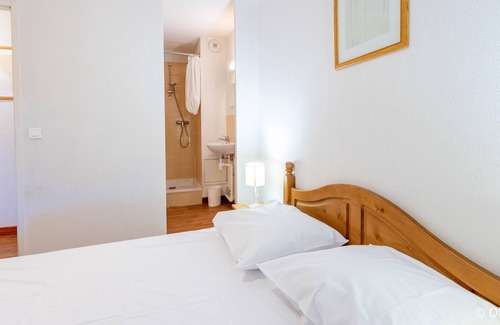 Les Bottieres Copropriété | Appartement Cosy | Kitchenette | Piscine et Sauna