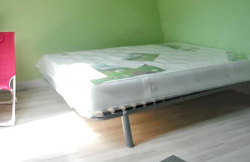 Salins-les-Bains Appartement | Appartement cosy Salins-les-Bains 18 m² Parking