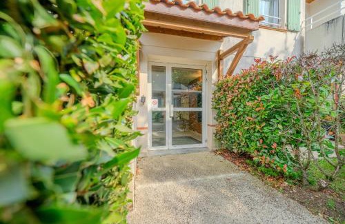 Marans Appartement | Appartement Cosy - Résidence avec Parc et Piscine