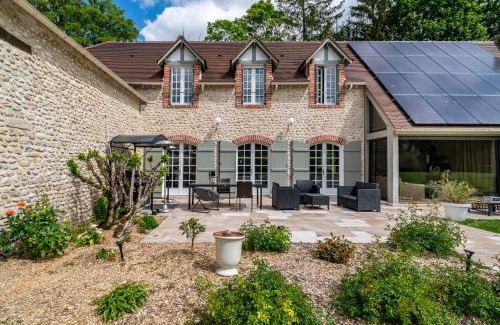 Ormoy-la-Riviere Appartement | Appartement dans Domaine avec piscine et clim
