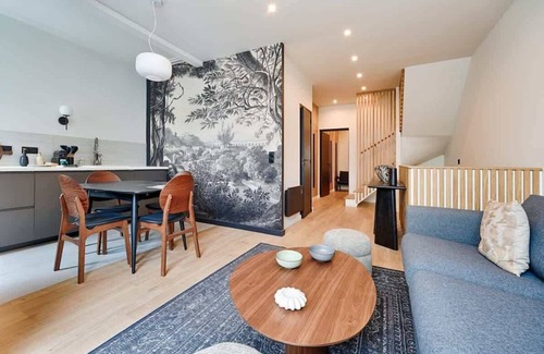 Saint-Mande Appartement | Appartement de luxe 3 BR avec Salon TV