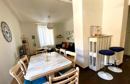 Le Locle Appartement | Appartement Douces heures avec parking couvert privé
