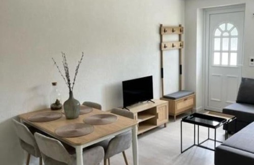 Tatroz Appartement | Appartement douillet, aménagé proche riviera.