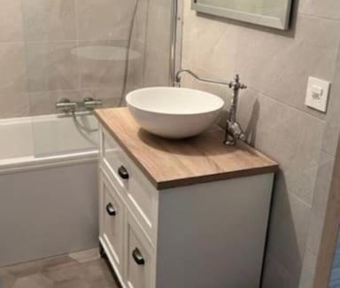 Tatroz Appartement | Appartement douillet, aménagé proche riviera.