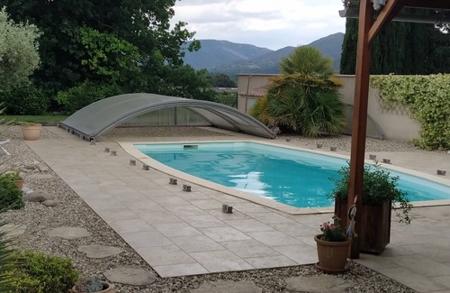 Vaison-la-Romaine Appartement | Appartement en Rez-de-jardin en Campagne Mais à 450m des Commerces