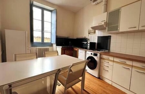 Bourg-sur-Gironde Appartement | Appartement en coeur de village