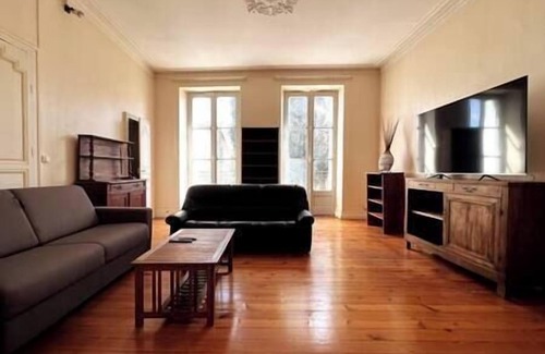 Bourg-sur-Gironde Appartement | Appartement en coeur de village